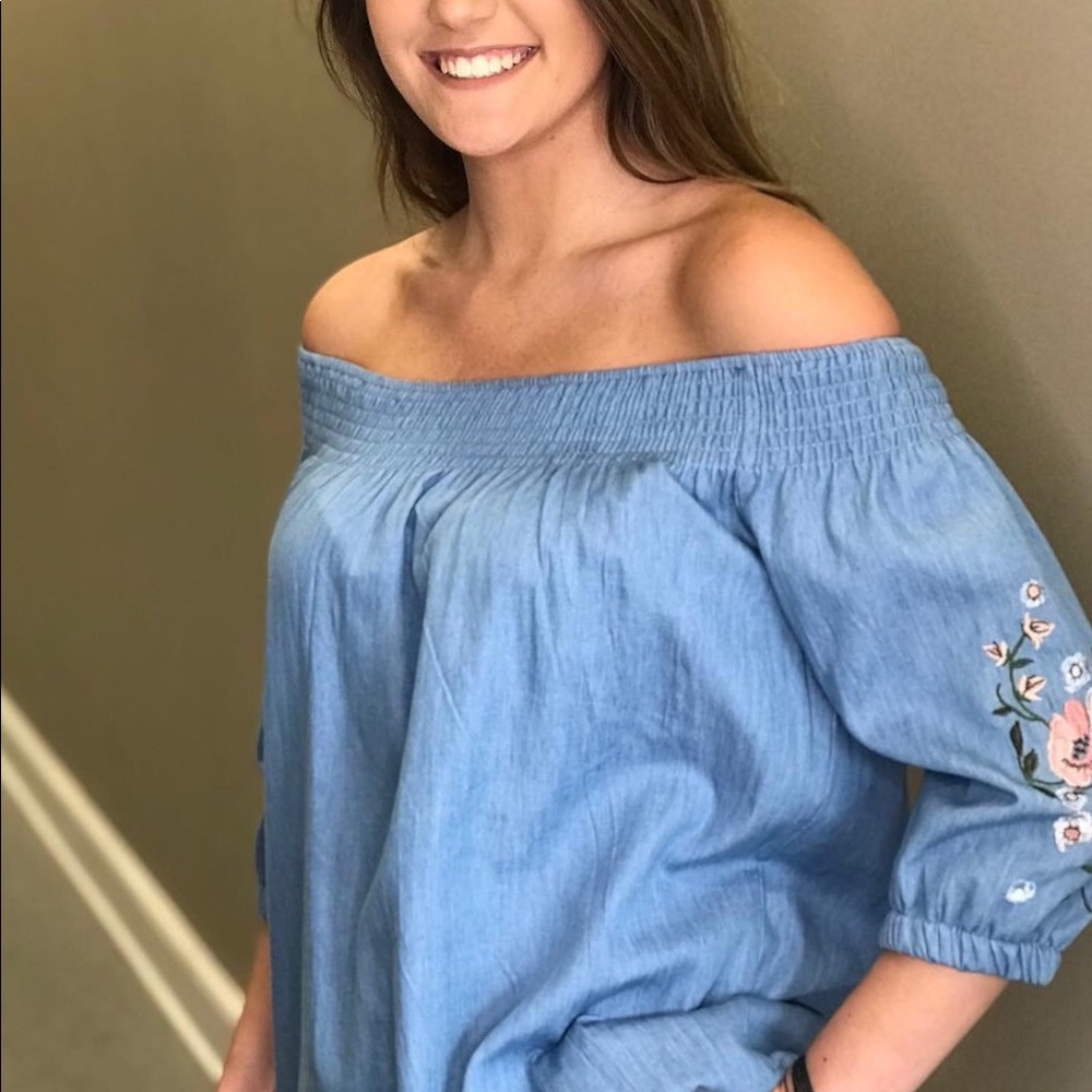 denim off shoulder embroidery floral NEW Boutique